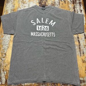 NWOT - Sz XL Cozy Soft Gray Salem Massachusetts T-Shirt